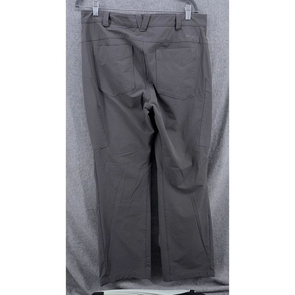Duluth Trading Co Women's Flexpedition Bootcut Pants Women's‎ 14x31 Gray Cargo